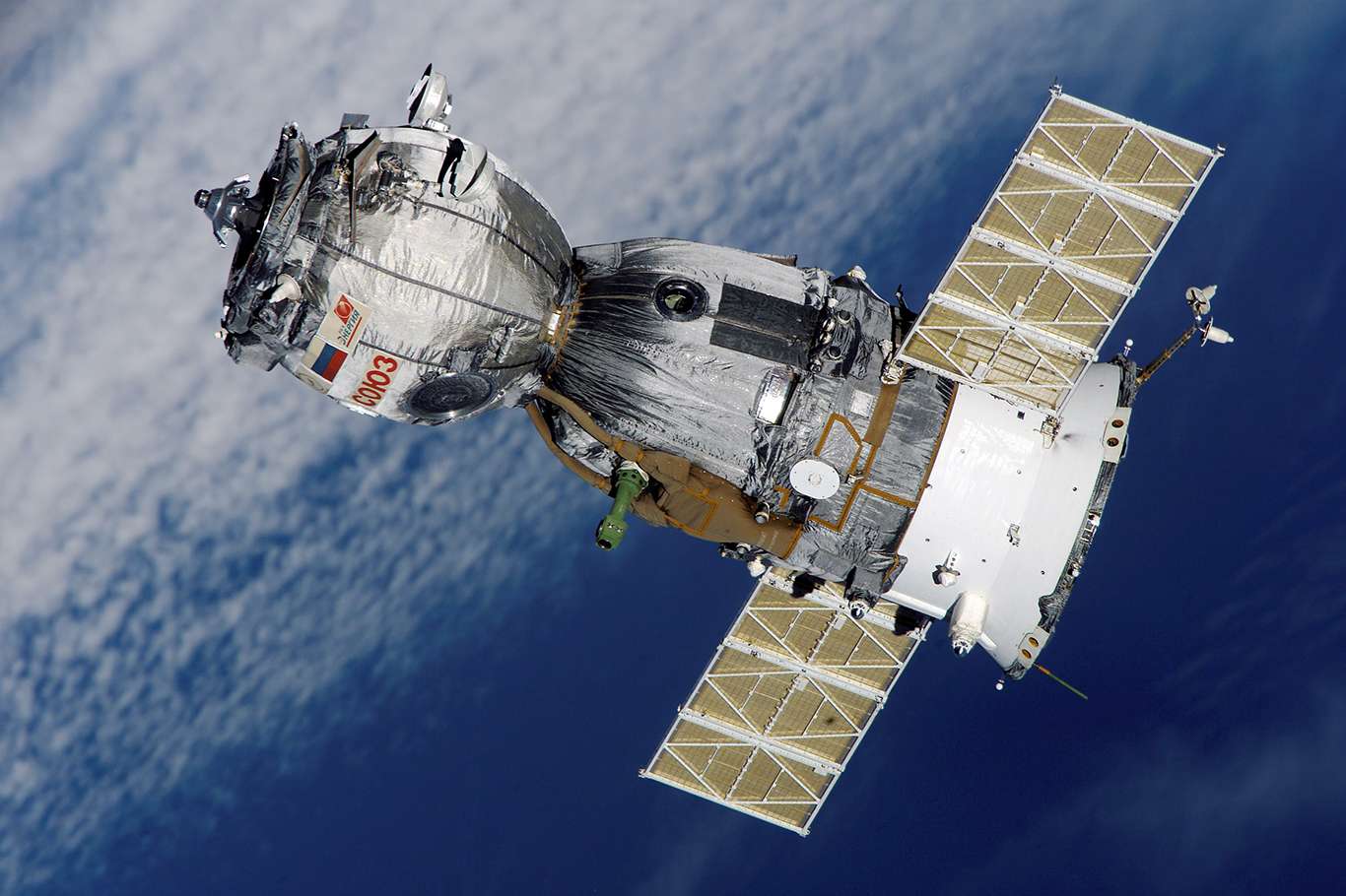 Uluslararası Uzay İstasyonunda görev yapan Soyuz MS-16 kapsülü dünyaya döndü